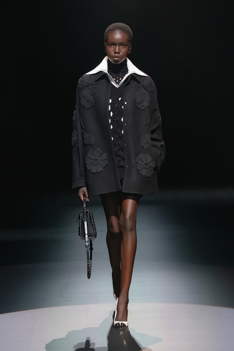 ヴァレンティノ2021年秋冬コレクション Valentino fall winter 2021 collection lookbook info Pierpaolo Piccioli