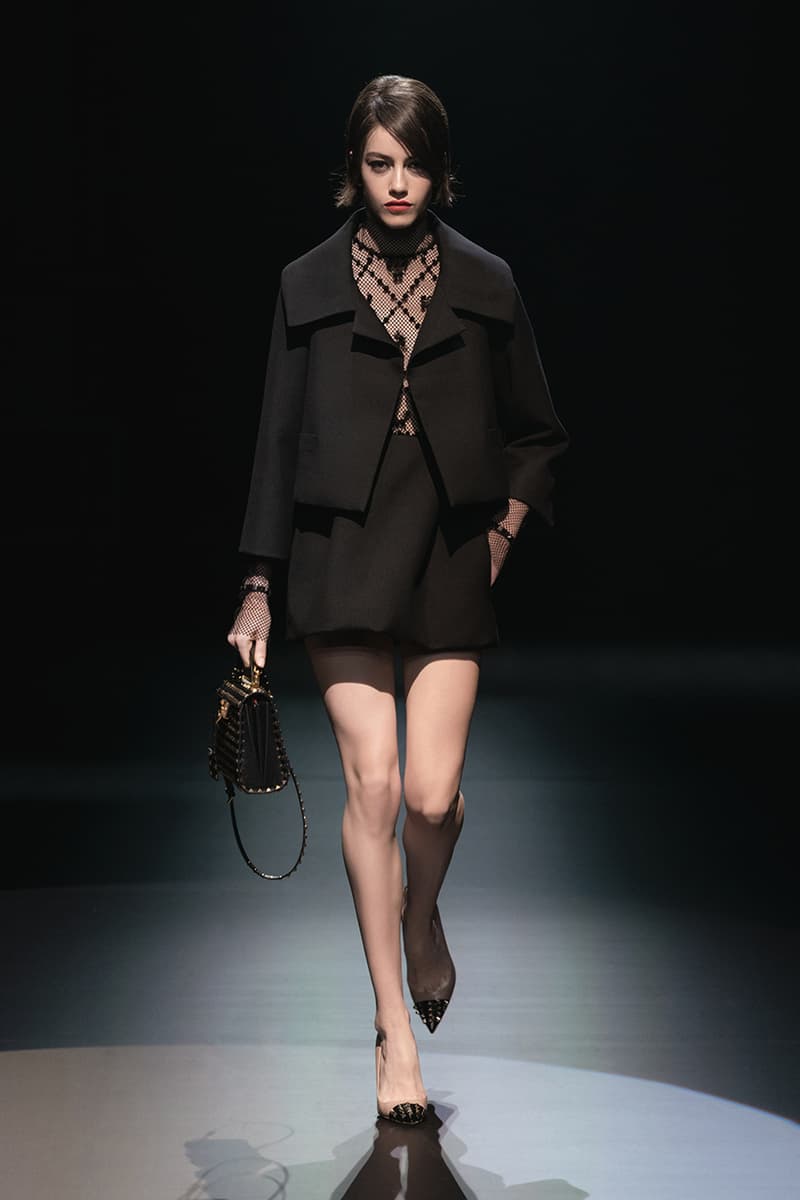 ヴァレンティノ2021年秋冬コレクション Valentino fall winter 2021 collection lookbook info Pierpaolo Piccioli