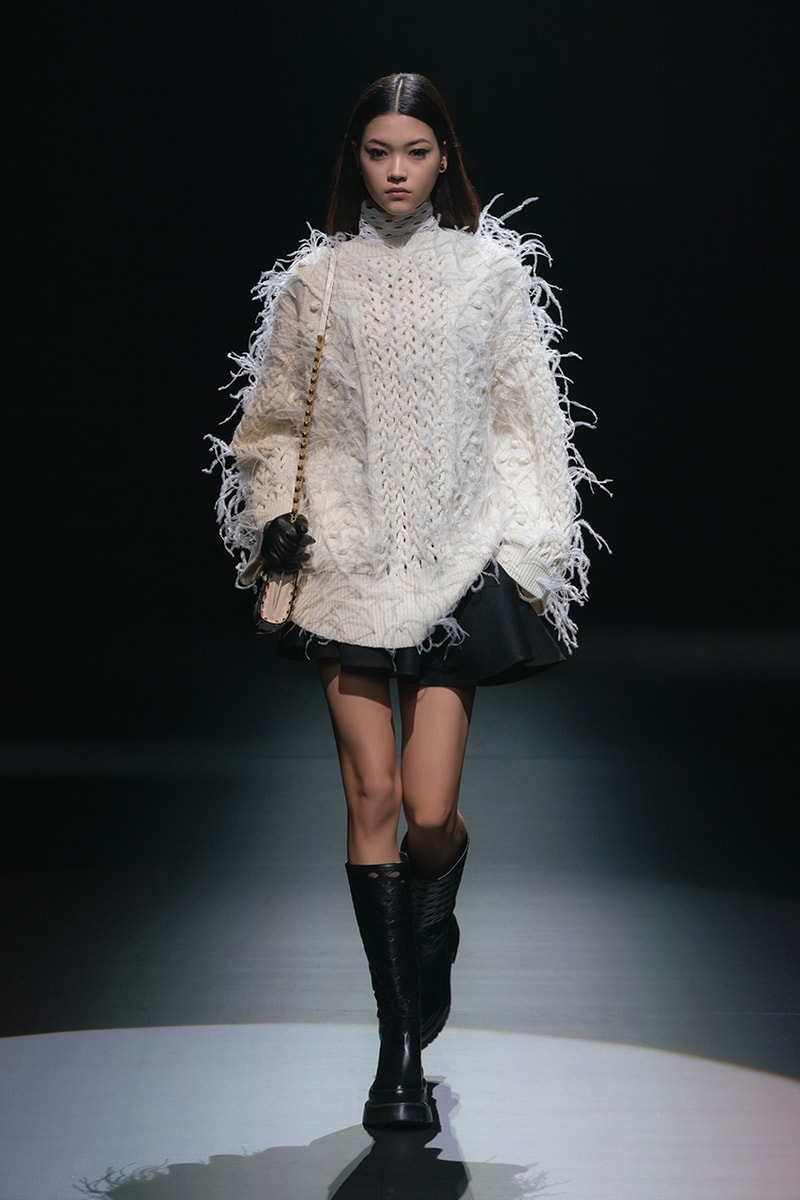 ヴァレンティノ2021年秋冬コレクション Valentino fall winter 2021 collection lookbook info Pierpaolo Piccioli