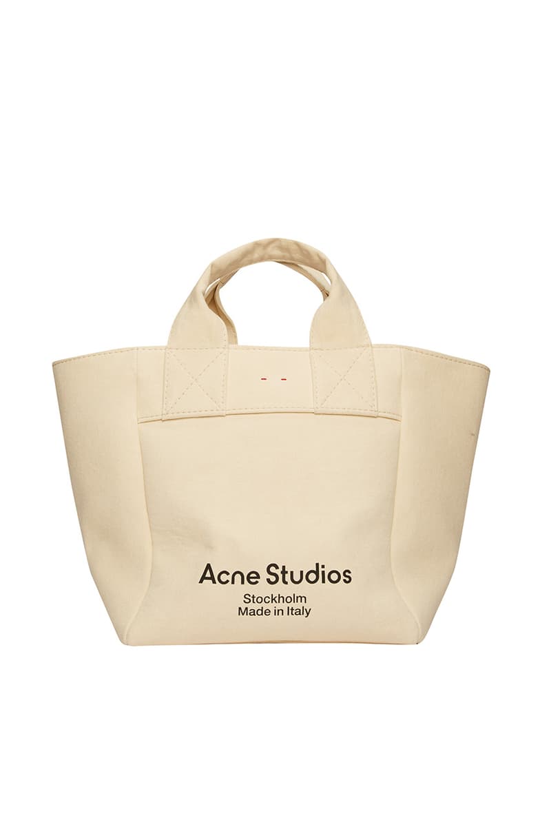 アクネ ストゥディオズ Acne Studios が2021年春夏シーズンの新作バンダナコレクションを発売