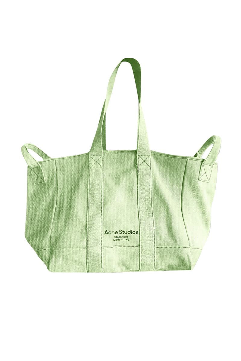 アクネ ストゥディオズ Acne Studios が2021年春夏シーズンの新作バンダナコレクションを発売