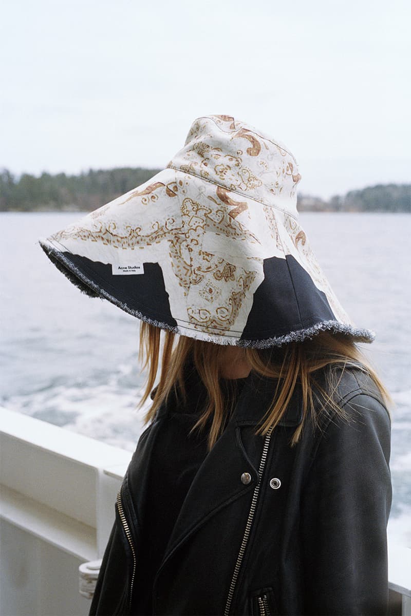 アクネ ストゥディオズ Acne Studios が2021年春夏シーズンの新作バンダナコレクションを発売