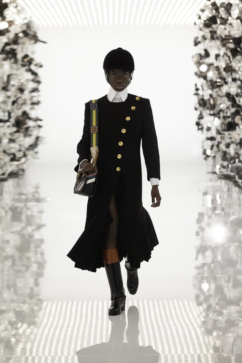 グッチ Gucci Debuts Balenciaga "Collab" on "Aria" Runway alessandro michele demna gvasalia collaboration collection 100th anniversary menswear womenswear price buy website logo jacket