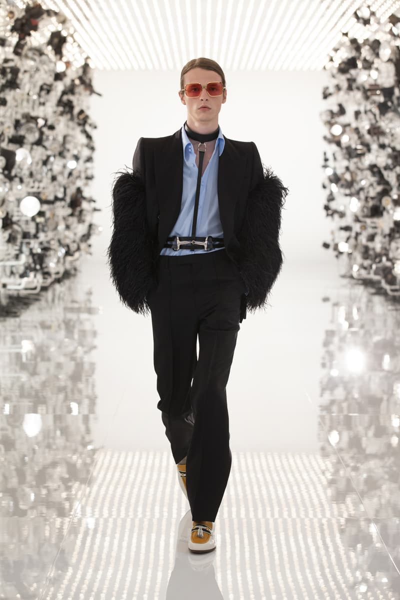 グッチ Gucci Debuts Balenciaga "Collab" on "Aria" Runway alessandro michele demna gvasalia collaboration collection 100th anniversary menswear womenswear price buy website logo jacket