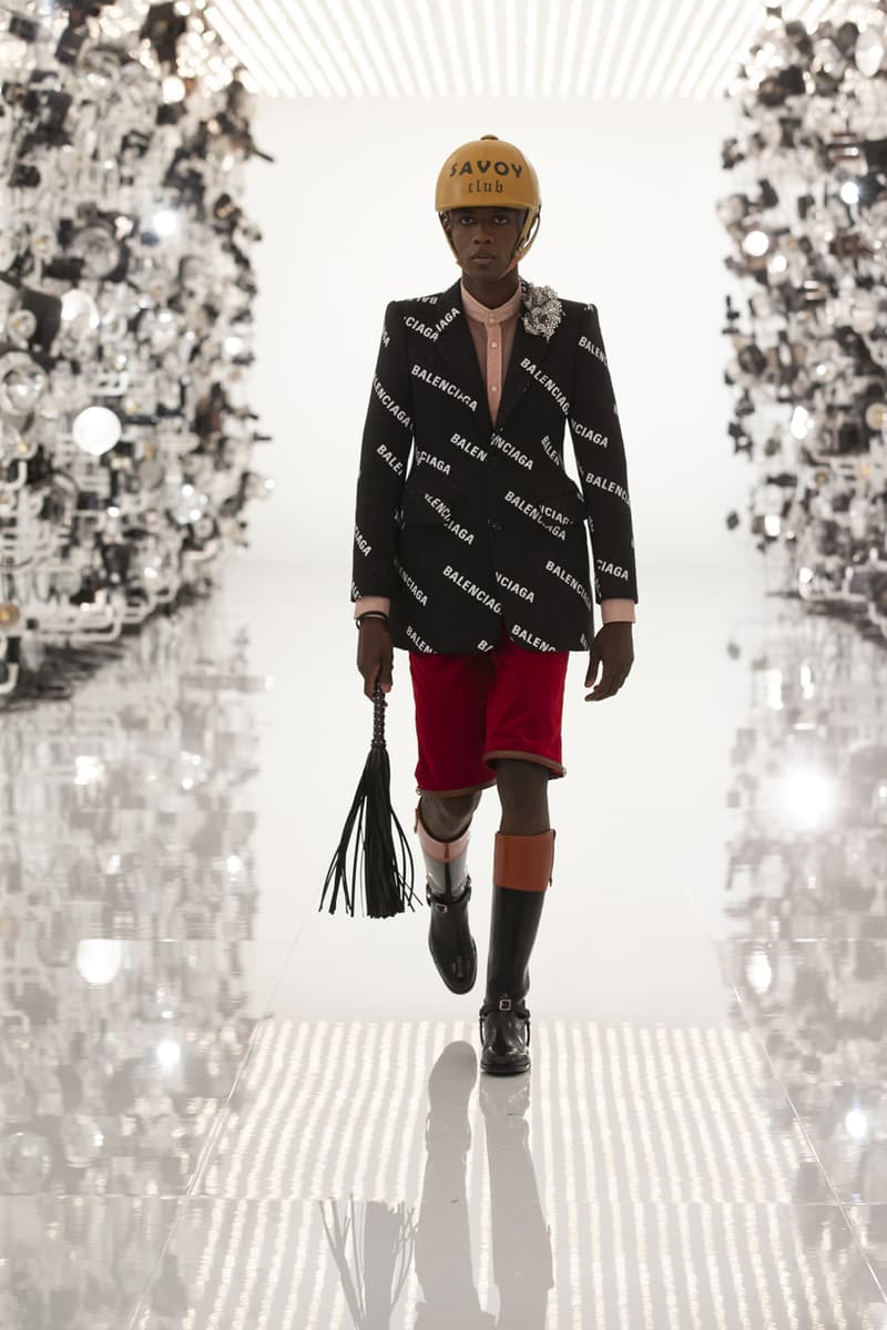 グッチ Gucci Debuts Balenciaga "Collab" on "Aria" Runway alessandro michele demna gvasalia collaboration collection 100th anniversary menswear womenswear price buy website logo jacket