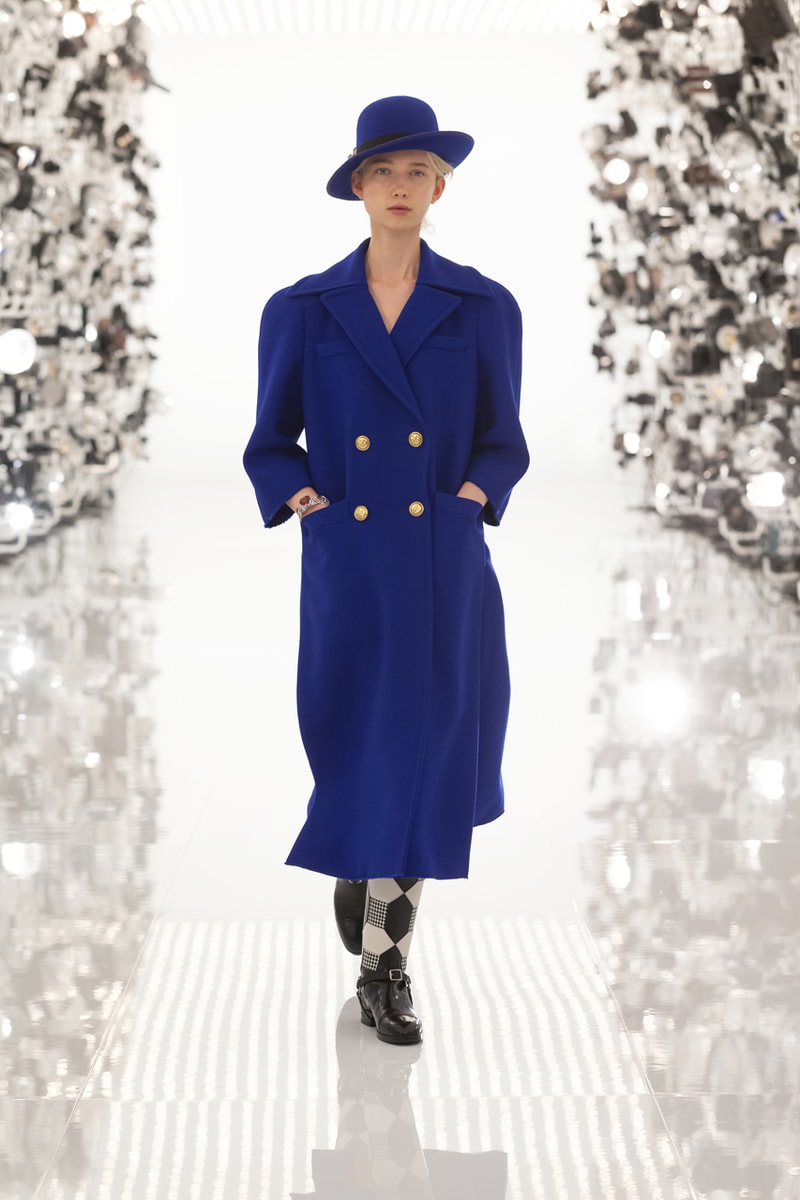 グッチ Gucci Debuts Balenciaga "Collab" on "Aria" Runway alessandro michele demna gvasalia collaboration collection 100th anniversary menswear womenswear price buy website logo jacket