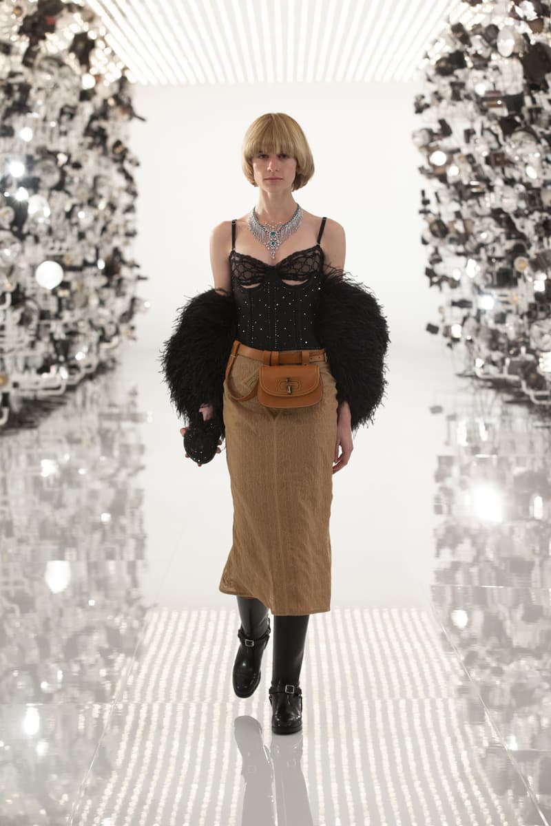 グッチ Gucci Debuts Balenciaga "Collab" on "Aria" Runway alessandro michele demna gvasalia collaboration collection 100th anniversary menswear womenswear price buy website logo jacket