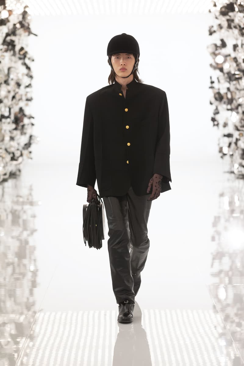 グッチ Gucci Debuts Balenciaga "Collab" on "Aria" Runway alessandro michele demna gvasalia collaboration collection 100th anniversary menswear womenswear price buy website logo jacket