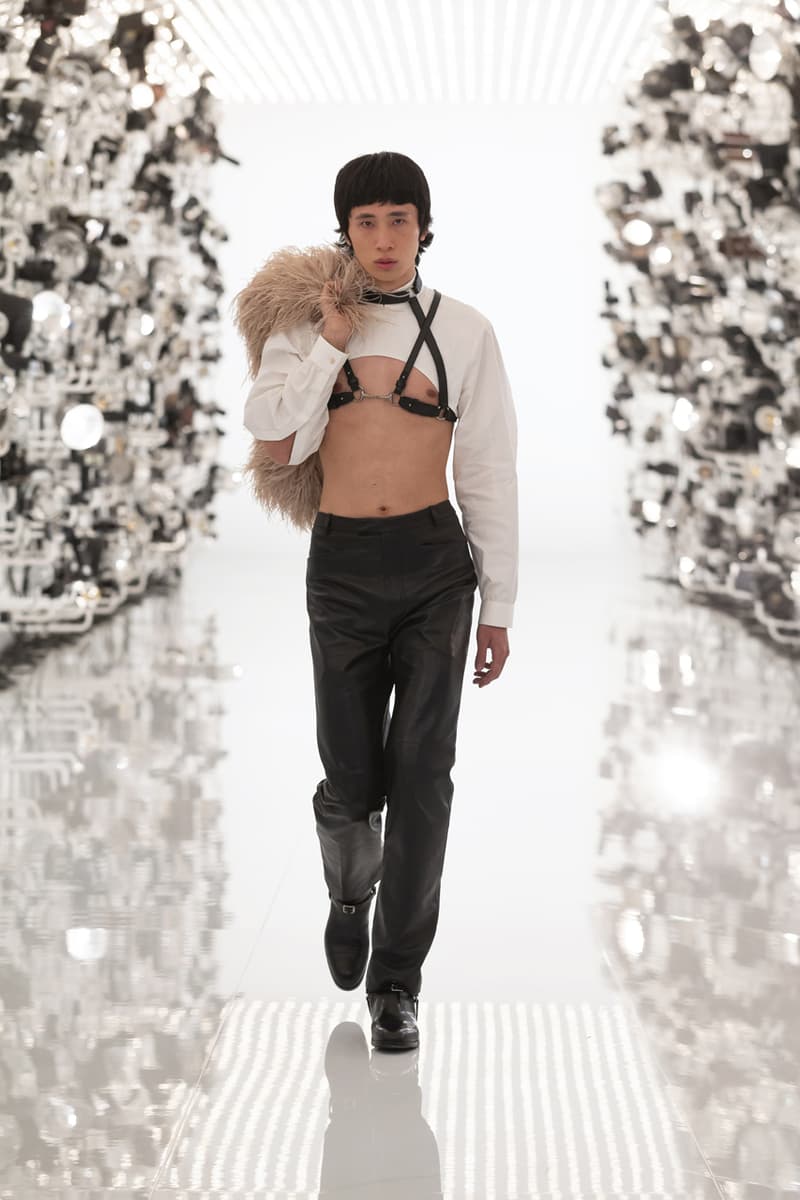 グッチ Gucci Debuts Balenciaga "Collab" on "Aria" Runway alessandro michele demna gvasalia collaboration collection 100th anniversary menswear womenswear price buy website logo jacket