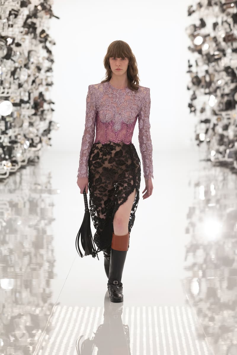グッチ Gucci Debuts Balenciaga "Collab" on "Aria" Runway alessandro michele demna gvasalia collaboration collection 100th anniversary menswear womenswear price buy website logo jacket