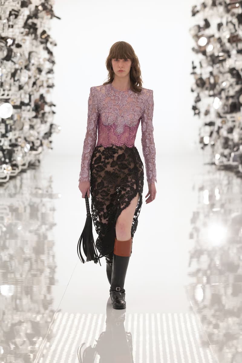 グッチ Gucci Debuts Balenciaga "Collab" on "Aria" Runway alessandro michele demna gvasalia collaboration collection 100th anniversary menswear womenswear price buy website logo jacket