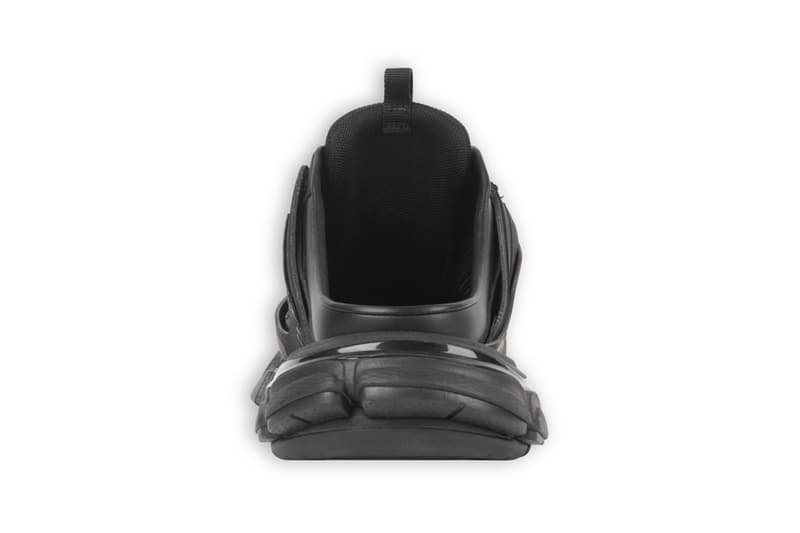 バレンシアガの人気スニーカー トラックがミュール化 Balenciaga Track Mule Black White Beige Sneaker Footwear Mules Release Information First Look Drop Date Demna Gvasalia Vetements Triple S Shoe Work From Home Comfort Cozy Lazy Indoor Slippers Sandals Backless YouTube Facebook Google Twitter TikTok Trends Viral Meme