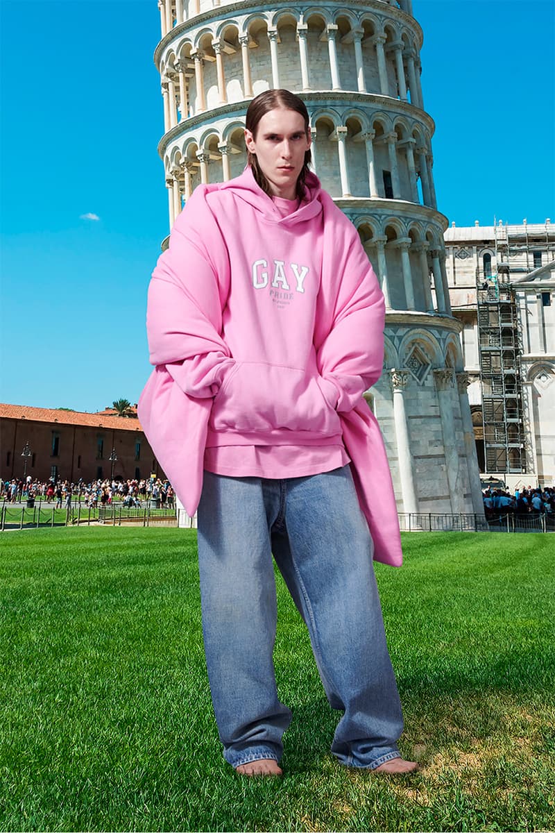 バレンシアガ Balenciaga 2021年冬プレコレクション