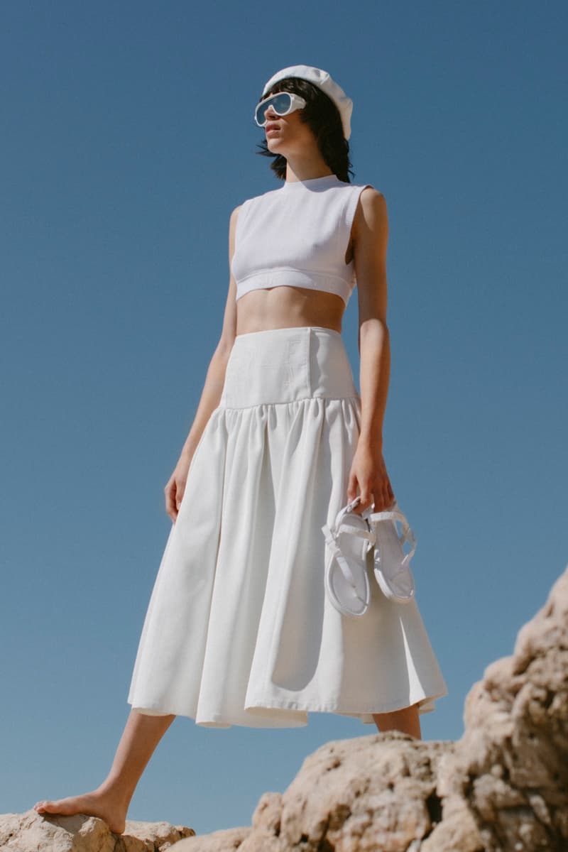 海からインスピレーションを受けたエンポリオ アルマーニのサステナブルな2021年春夏コレクション