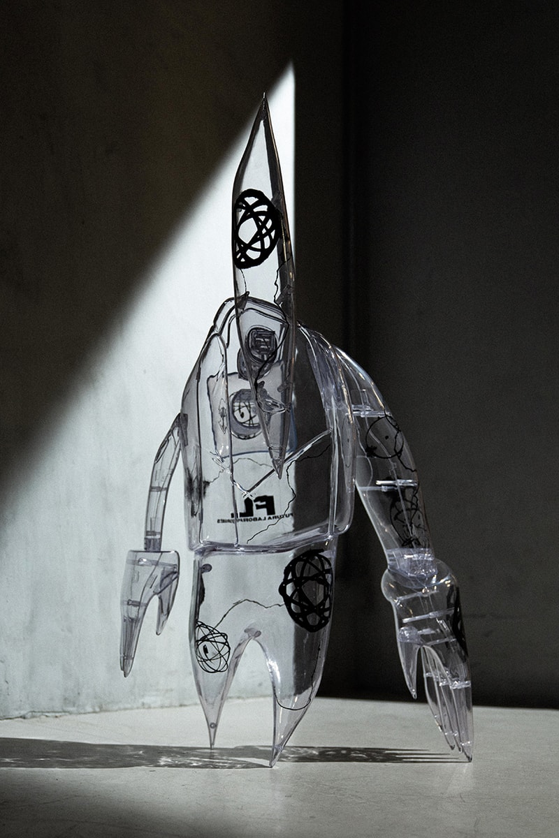 フューチュラ ラボラトリーズ x オールライツリザーブドによるポイントマンの巨大フィギュアが登場 Futura Laboratories 'FL-006' AllRightsReserved collectible figure price raffle buy limited number edition ddt store hong kong