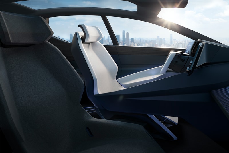 レクサスが次世代に提案するハイエンドなコンセプトカー LF-Z Electrified を公開 Lexus Hints at Future EV Direction With New LF-Z Electrified Concept Car Electric Vehicles Lexus LF-Z BEV battery electric vehicles electric cars tesla toyota lexus concept reveal show united nations luxury 