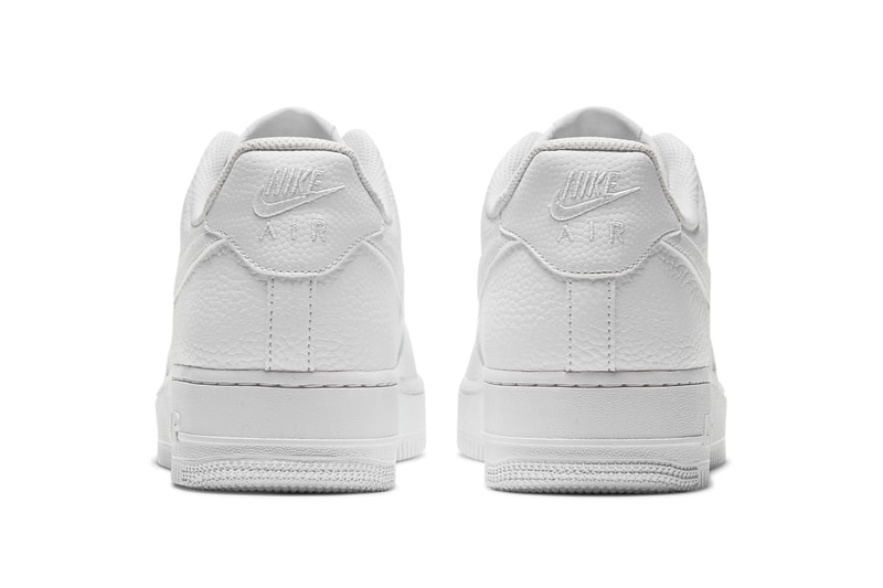 ナイキからゴールドのデュブレが配されたオールホワイトのエアフォース1ローが発売 nike sportswear air force 1 low all white pebbled leather CZ0326 101 official release date info photos price store list buying guide