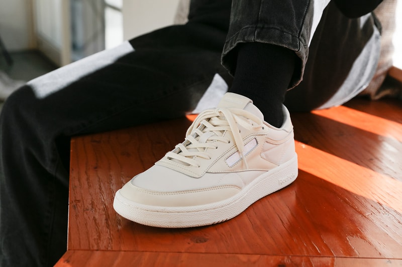 リーボック ピザスライス Reebok と PIZZA SLICEによるコラボCLUB Cが発売