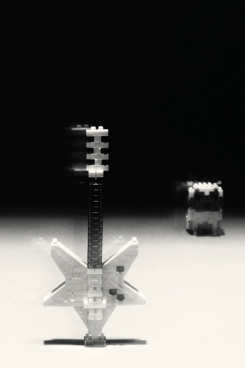 サンローランから日本発大人向けブロック玩具ナノブロックとのコラボアイテムが誕生 Saint Laurent Rive Droite x nanoblock Micro-Size Toys Construction YSL Rock n Roll Palm Trees Star Guitar French Bulldog Release Information Anthony Vaccarello