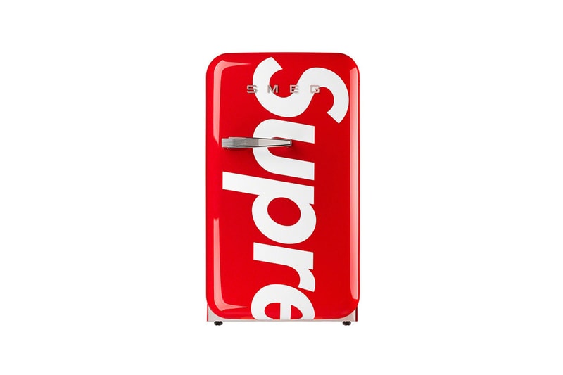 シュプリームからイタリアの老舗家電メーカー スメッグとのミニ冷蔵庫が登場 Supreme Smeg mini-fridge collaboration spring summer 2021 accesorries home goods new release drop info 