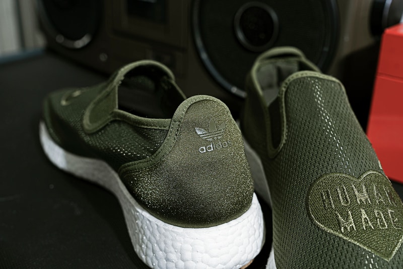 アディダス x ヒューマンメイドからスリッポンピュア adidas Originals x HUMAN MADE®️ から NIGO®️ の手掛けた全く新しいモデル SLIPON PURE HM がリリース 