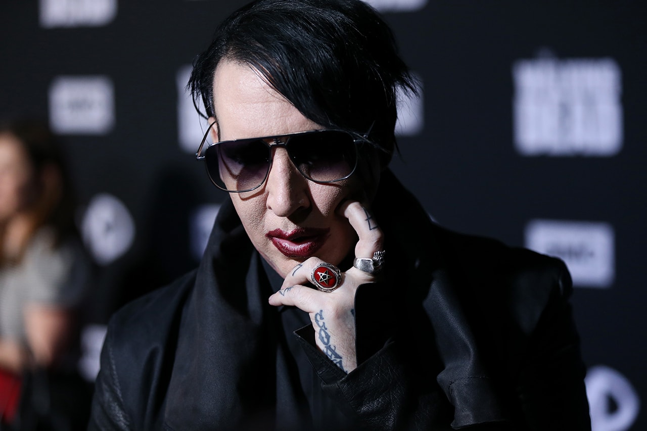 マリリン・マンソンが暴行容疑によって指名手配される Arrest warrant issued for Marilyn Manson in New Hampshire