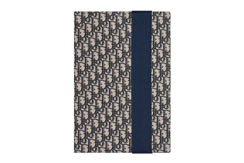 ディオール Dior Men First-Ever Homewear Kit Release Info Oblique Jacquard fashion slipper pouch eye mask stole navy blue black beige