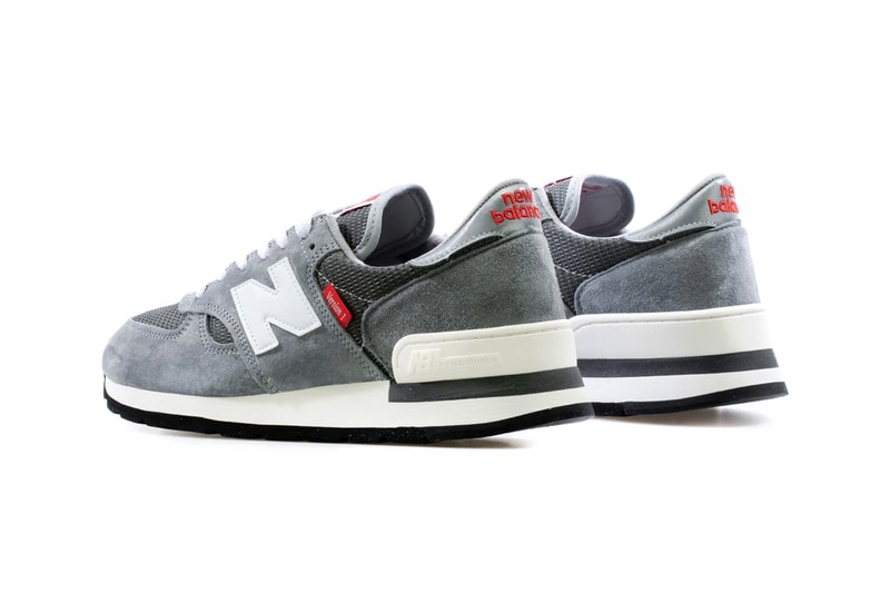 ニューバランスを象徴する900番台シリーズから2つの新作モデルが登場 new balance 990 v2 version 1 2 gray white red m991nv made in england uk official release date info photos price store list buying guide