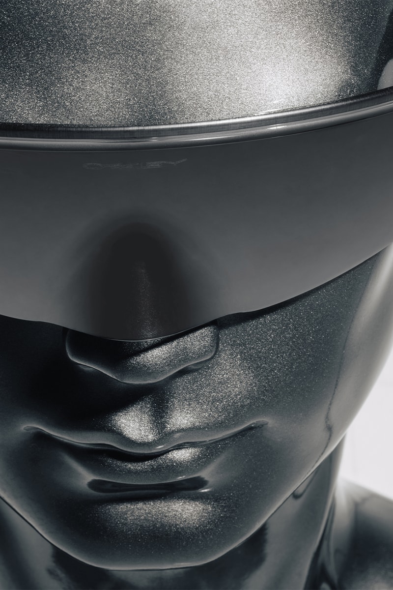 生誕45周年の OAKLEY オークリーからアイウェアの常識を破壊した革新的な新作モデル“Kato”が登場