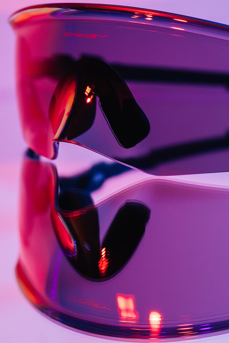 生誕45周年の OAKLEY オークリーからアイウェアの常識を破壊した革新的な新作モデル“Kato”が登場