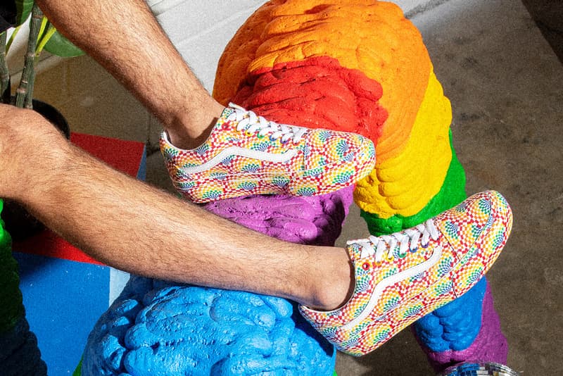 ヴァンズ vans pride month collection 2021 sk8 mid era slip on ultra range old skool platform lgbtq official release date info photos price store list buying guide