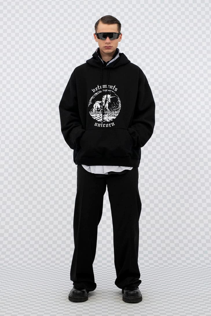 ヴェトモン2022年春夏コレクション Vetements spring summer 2022 collection lookbooks