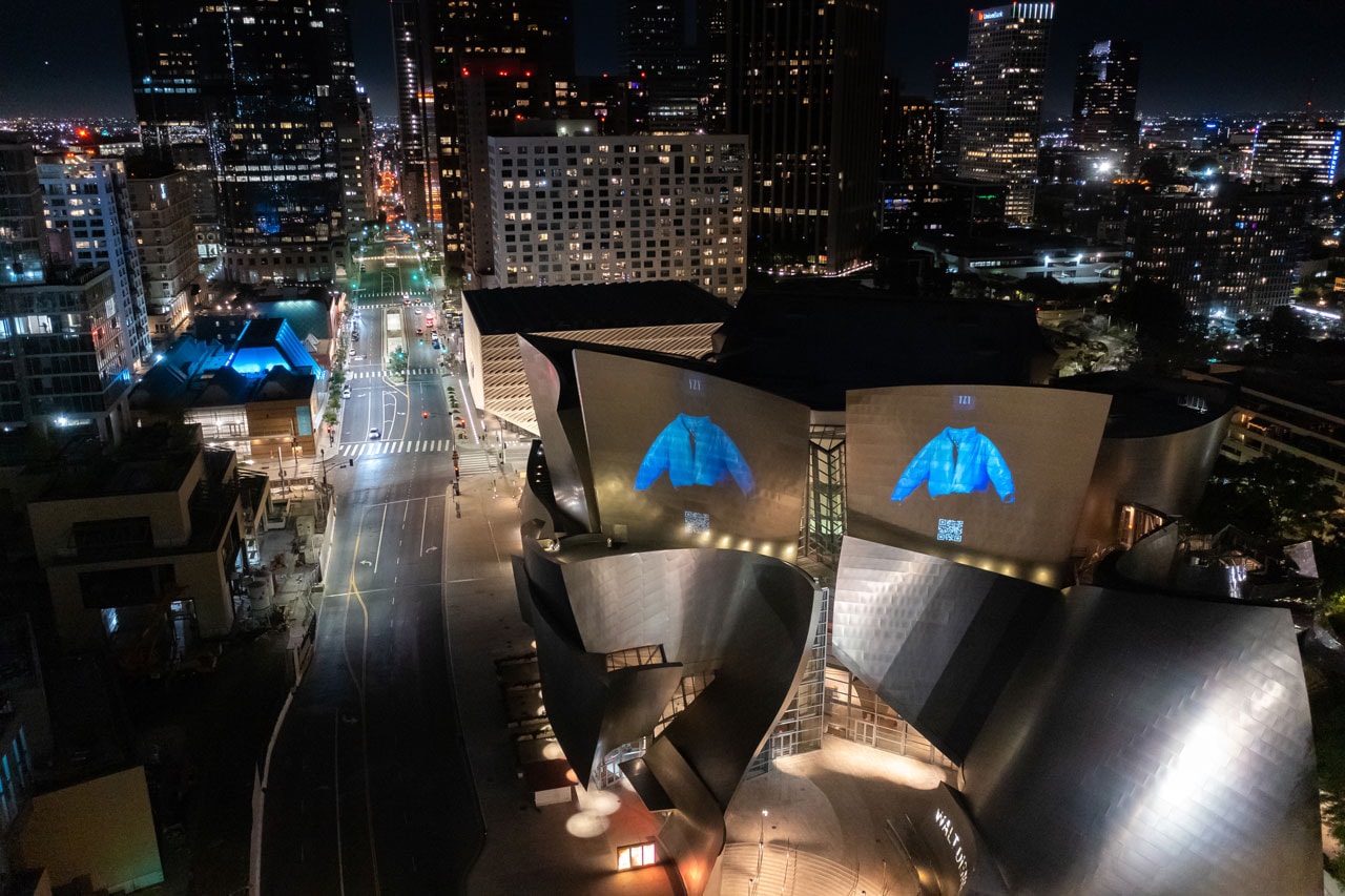 イージーギャップ "Floating Projections" of the YEEZY Gap Round Jacket Illuminate New York City Los Angeles Chicago debut inaugural release announcement ten year partnership info