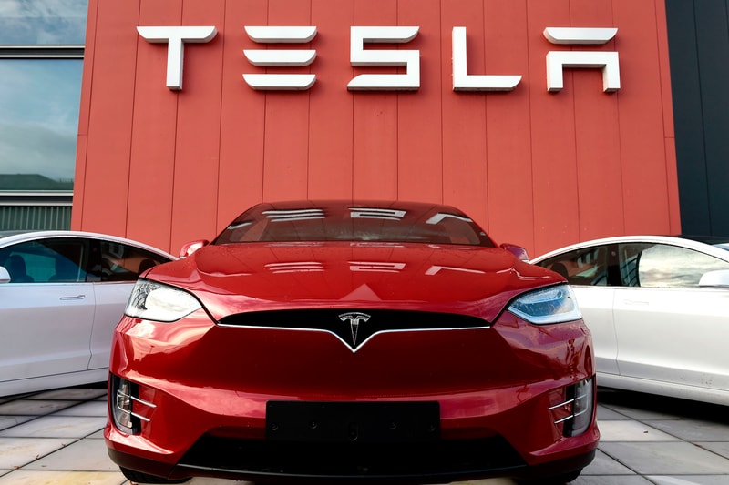 パナソニックが保有していたテスラの全株式を約4,000億で売却 Panasonic Sells Entire Stake in Tesla for $3.6 Billion USD