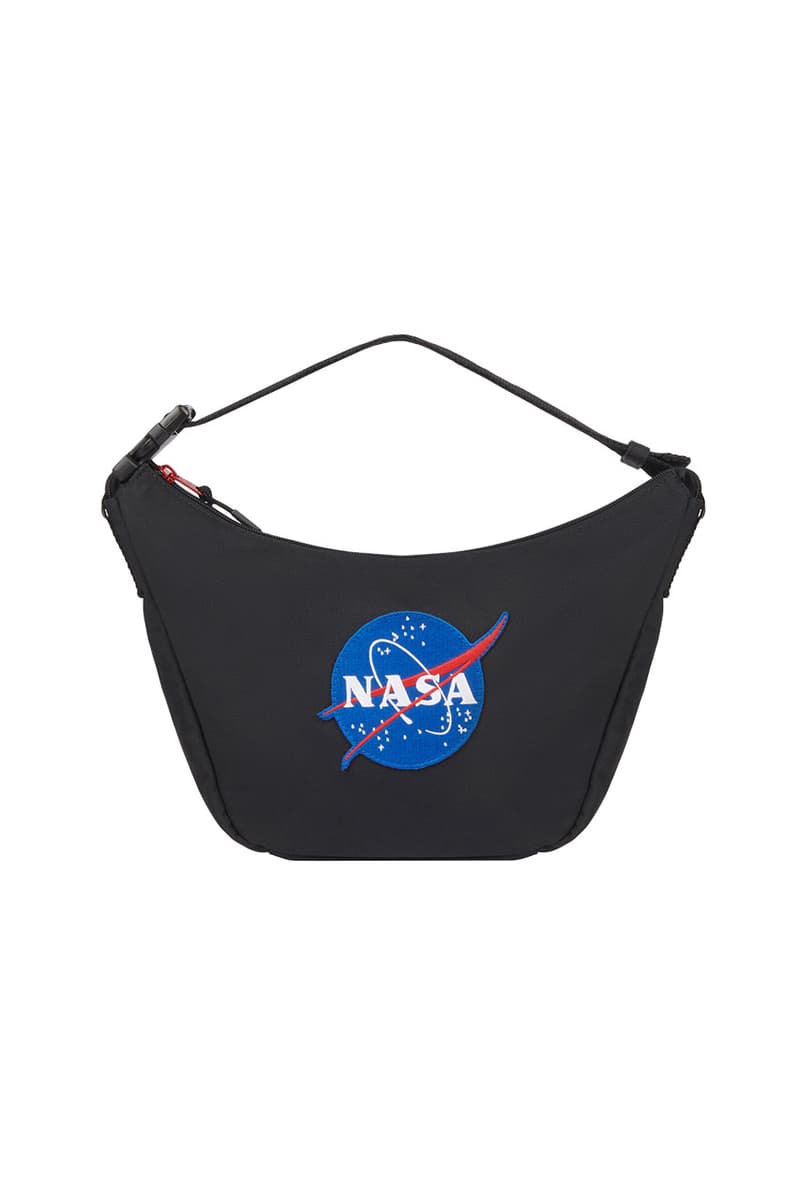 バレンシアガ ナサ Balenciaga が NASA の歴史あるロゴをフィーチャーしたコラボアイテムを発売