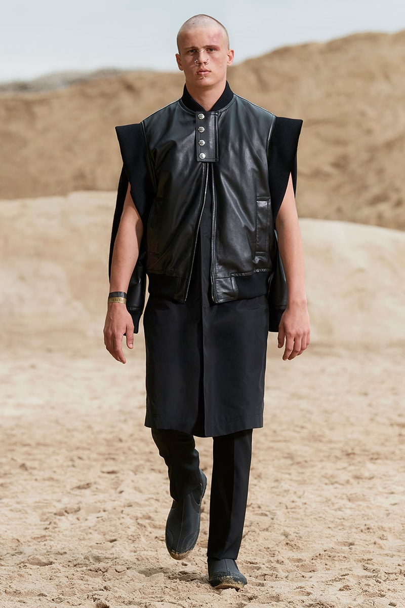 バーバリー Burberry’s Spring/Summer 2022 Menswear Collection Celebrates Freedom and Fluidity Riccardo Tisci