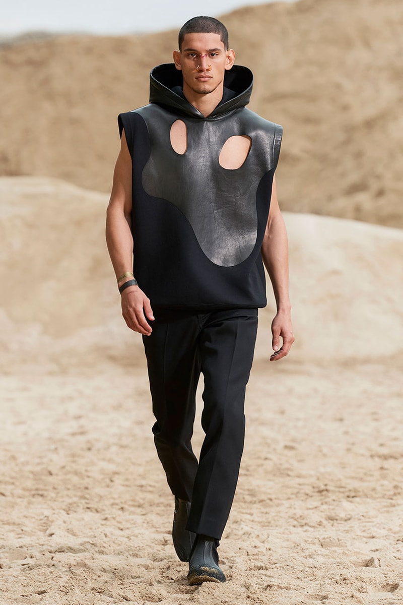バーバリー Burberry’s Spring/Summer 2022 Menswear Collection Celebrates Freedom and Fluidity Riccardo Tisci