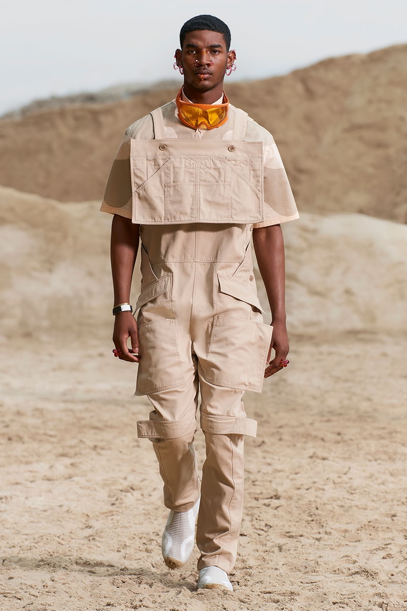 バーバリー Burberry’s Spring/Summer 2022 Menswear Collection Celebrates Freedom and Fluidity Riccardo Tisci