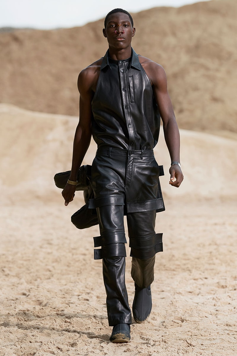 バーバリー Burberry’s Spring/Summer 2022 Menswear Collection Celebrates Freedom and Fluidity Riccardo Tisci