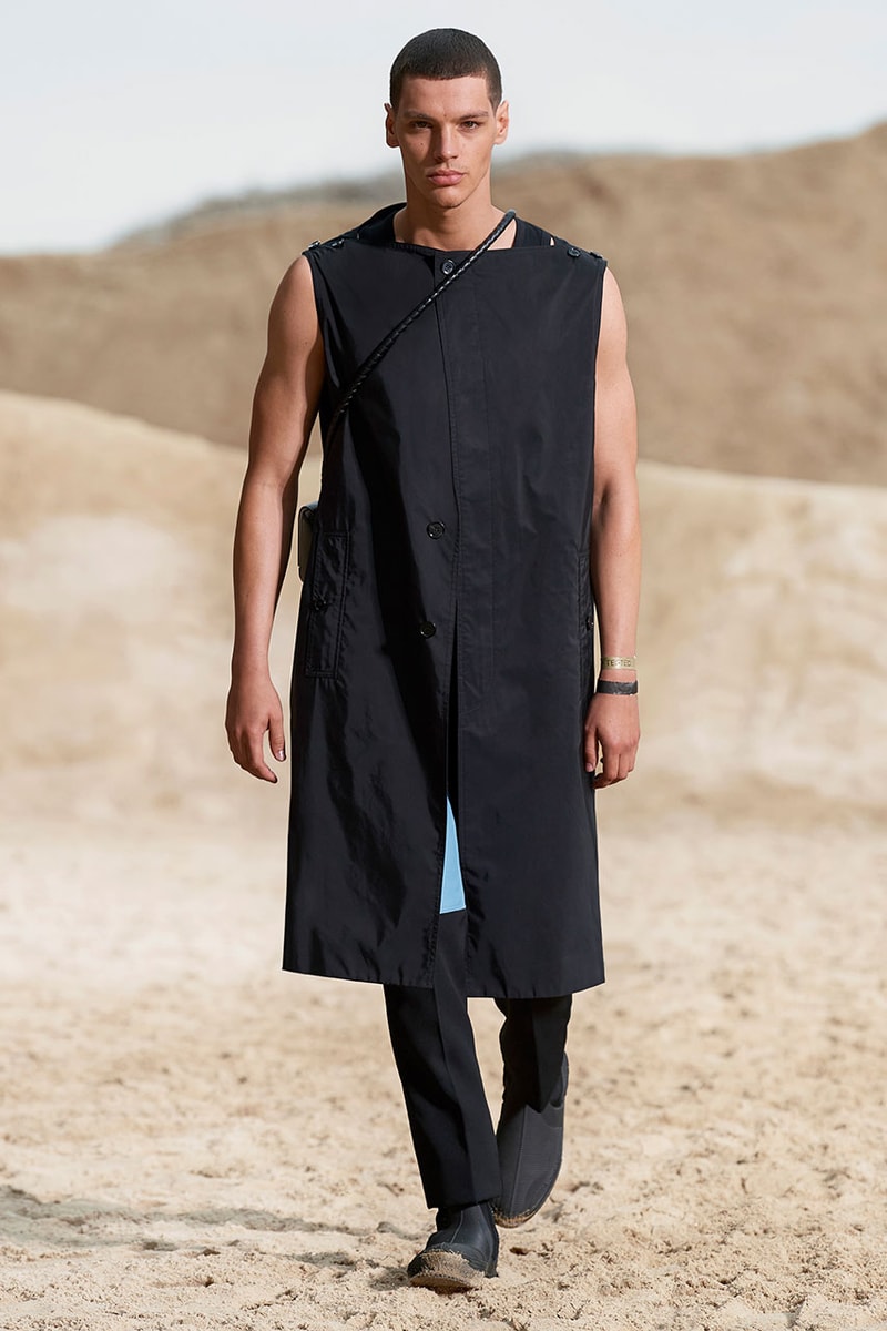バーバリー Burberry’s Spring/Summer 2022 Menswear Collection Celebrates Freedom and Fluidity Riccardo Tisci