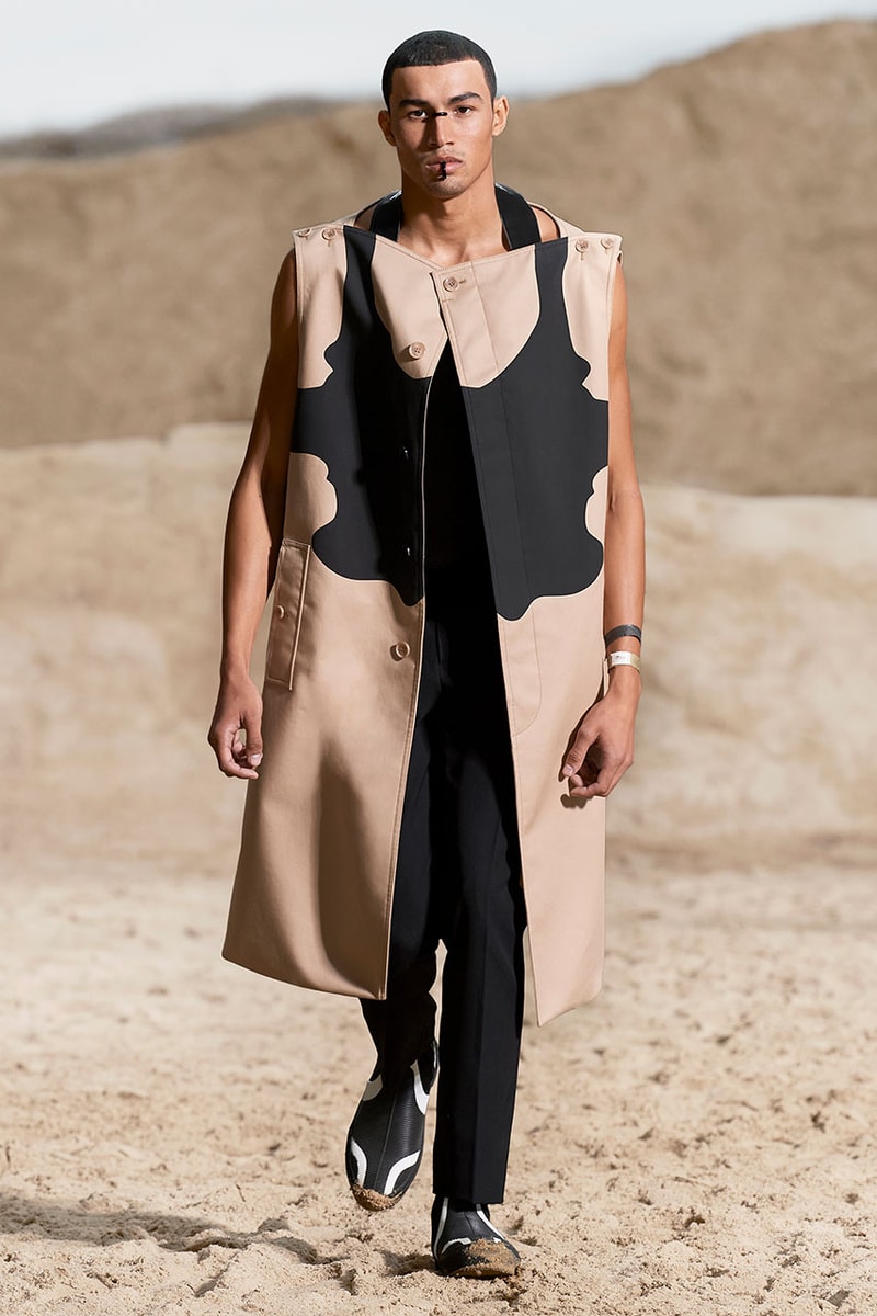 バーバリー Burberry’s Spring/Summer 2022 Menswear Collection Celebrates Freedom and Fluidity Riccardo Tisci