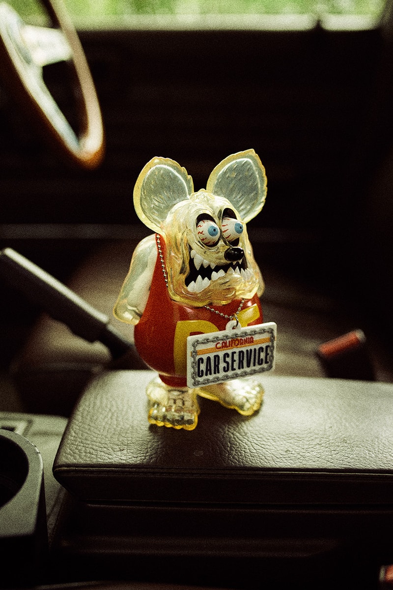 カーサービス x シークレットベース CarService が SECRETBASE とチームアップした Rat Fink のフィギュアを発売