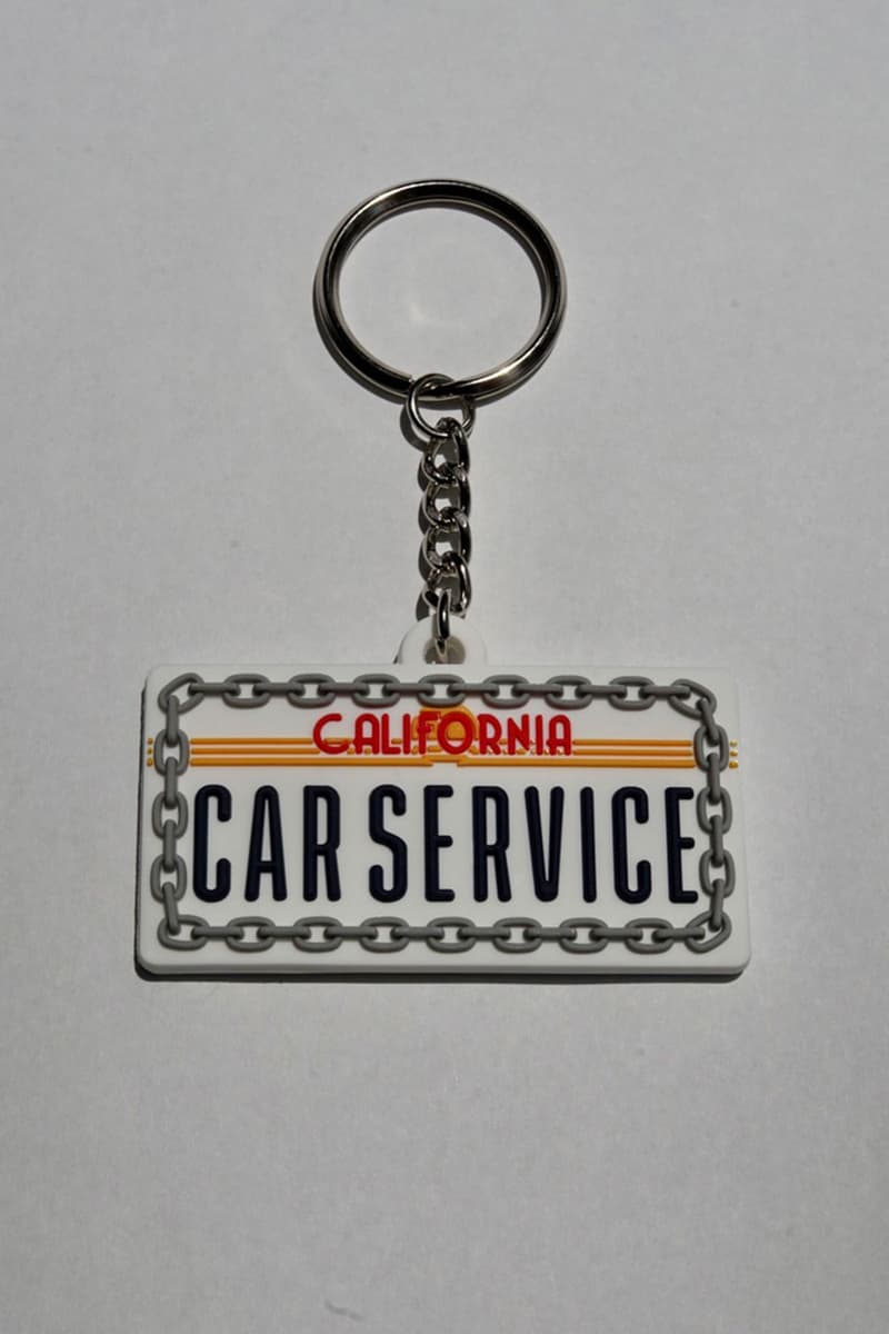 カーサービス x シークレットベース CarService が SECRETBASE とチームアップした Rat Fink のフィギュアを発売