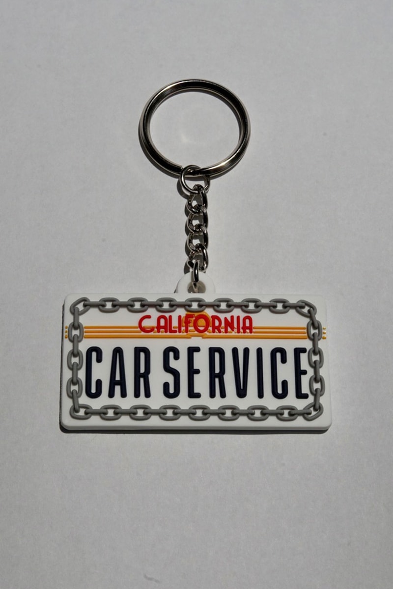 カーサービス x シークレットベース CarService が SECRETBASE とチームアップした Rat Fink のフィギュアを発売