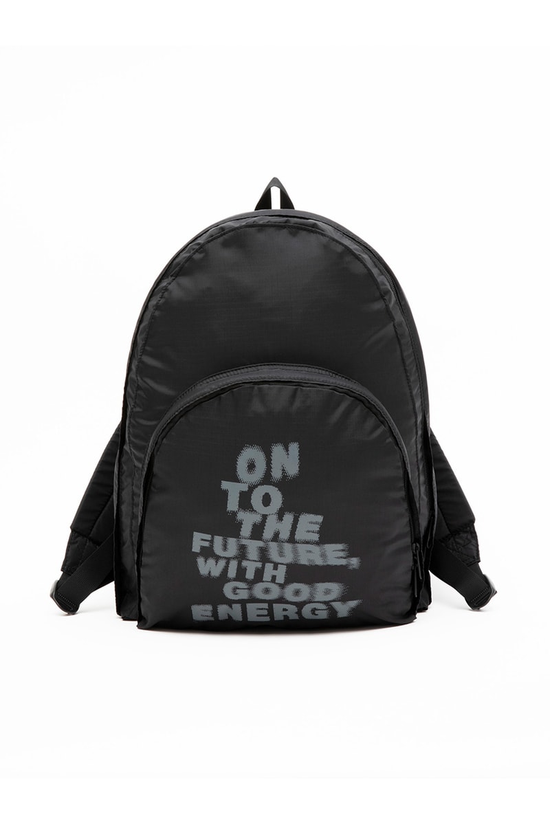 コムデギャルソン COMME des GARÇONS から2021年春夏ラストを飾るバッグ&ストールが発売