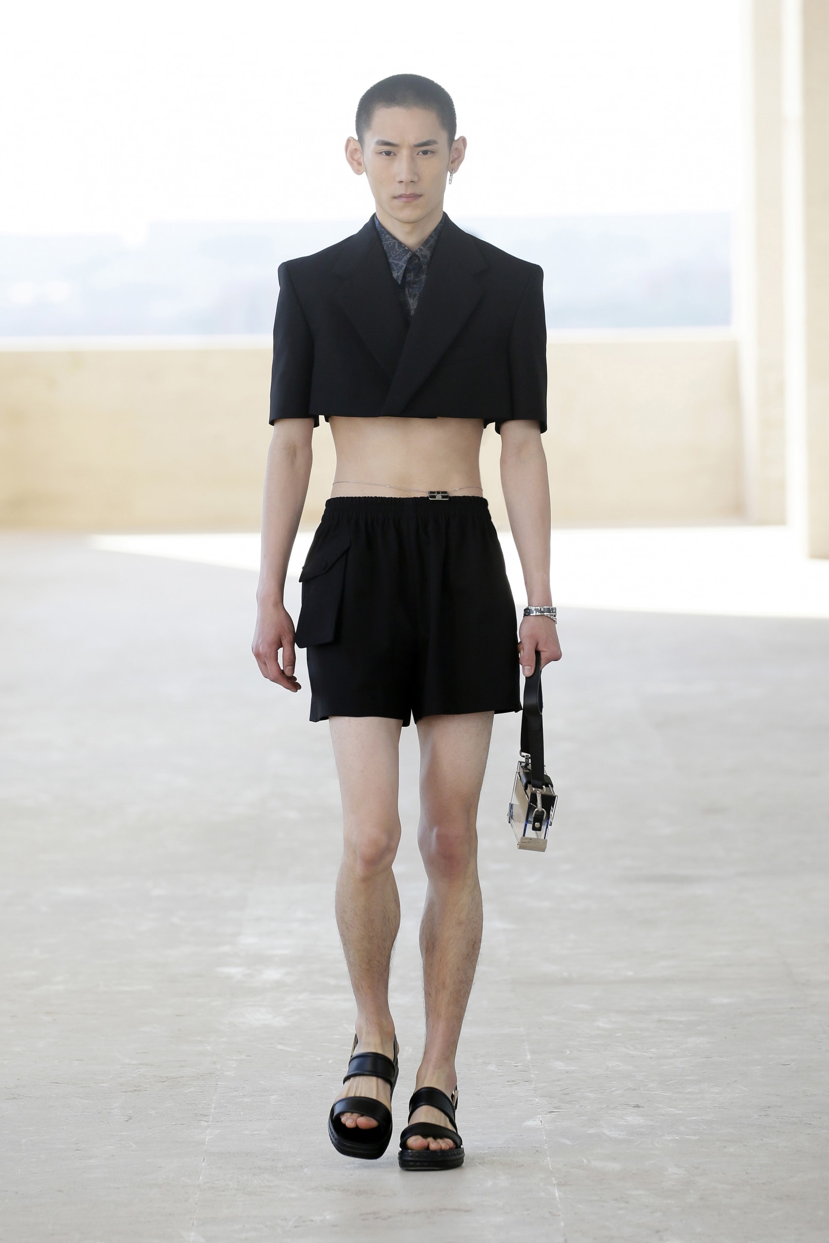 フェンディ 2022年春夏メンズコレクション Fendi Debuts a Day-To-Night Men's Spring 2022 Collection Silvia Venturini Fendi fashion short film 