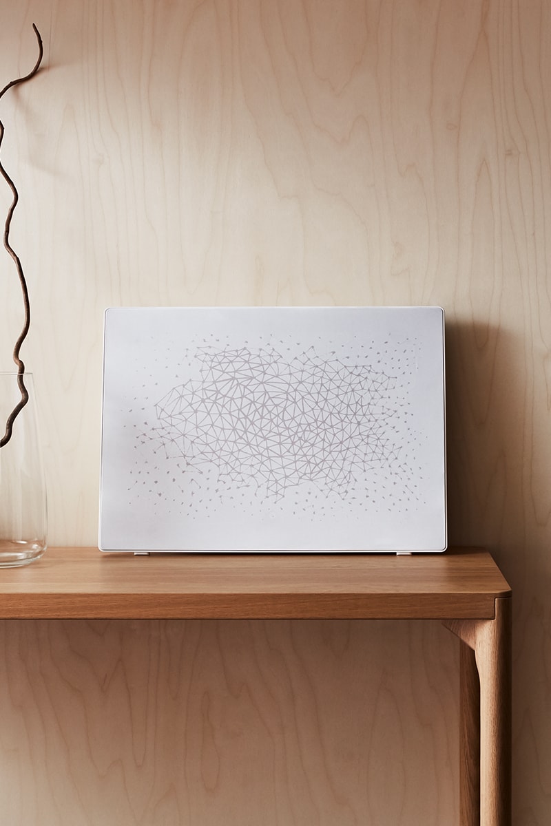 イケアxソノスからアートフレーム型スピーカーのシンフォニスクが誕生 IKEA Sonos SYMFONISK Picture Frame WiFi Speaker release info bookshelf lamp