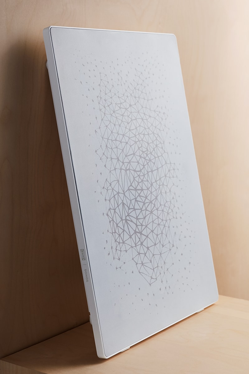 イケアxソノスからアートフレーム型スピーカーのシンフォニスクが誕生 IKEA Sonos SYMFONISK Picture Frame WiFi Speaker release info bookshelf lamp