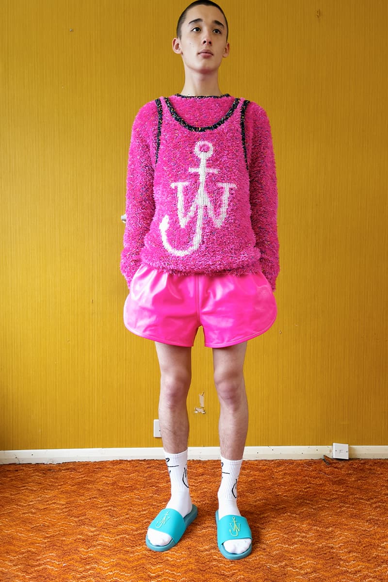 JWアンダーソン ユルゲンテラー JW Anderson Spring/Summer 2022 Menswear Resort 2022 Womenswear Collection Juergen Teller Jonathan Anderson Paris Fashion Week Portal Persol Collaboration Lookbooks