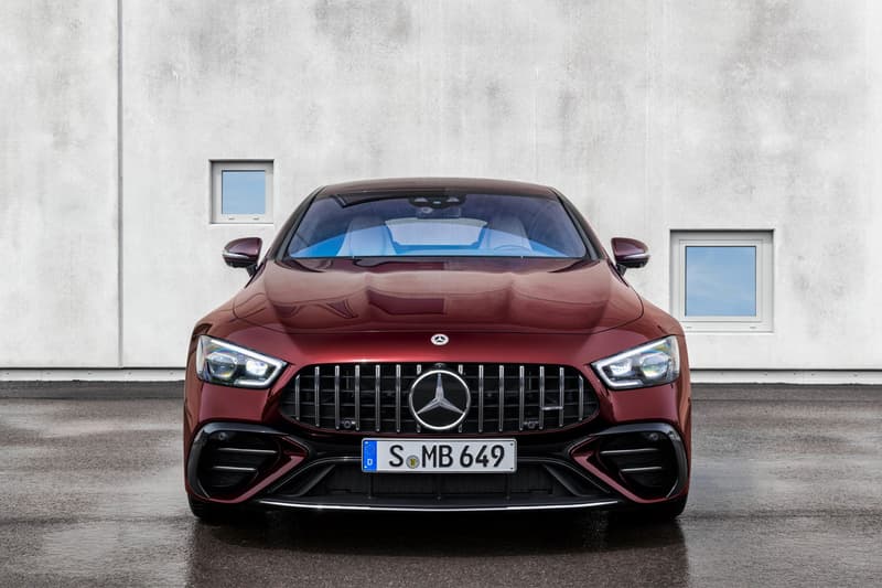 メルセデス・エーエムジー が GT 4ドアクーペ の2022年モデルを発表 mercedes benz amg 2022 gt 4 four door coupe update upgrade refresh trim 